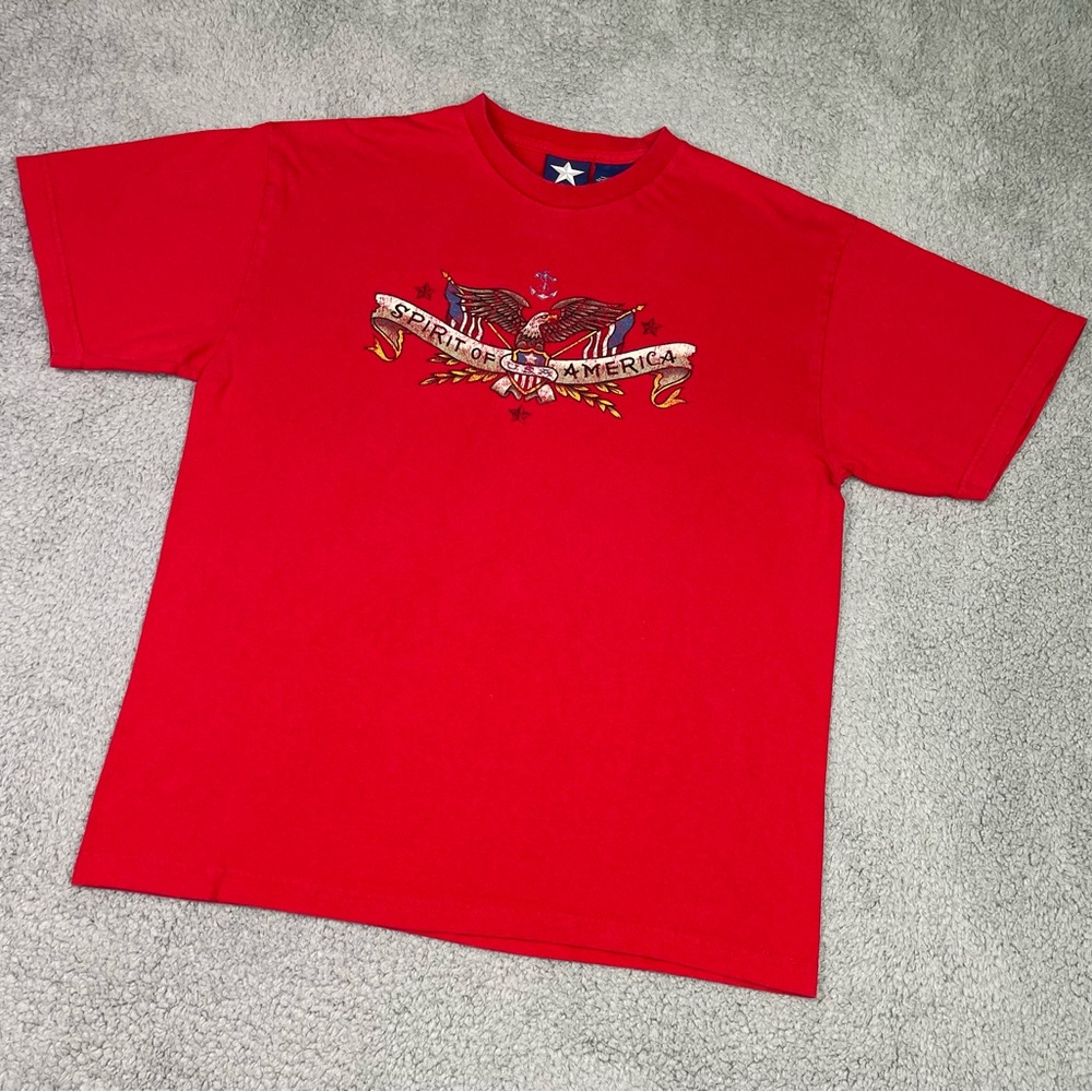 Graphic tee‎